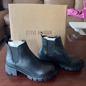 Steve Madden Howler chunky heeled boots in black leather
